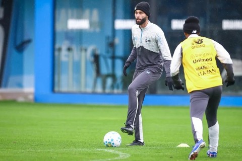 Grêmio recebe proposta do Vitória por Wagner Leonardo