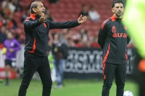 Ramón Díaz faz adaptação para dar consistência defensiva maior ao time do Inter