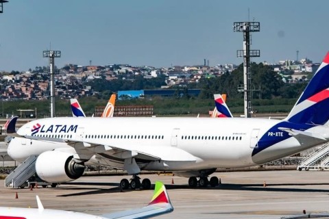 Governo publica decreto que zera PIS/Cofins para querosene de aviação