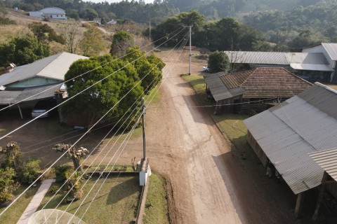 Certaja expande rede trifásica em Paverama