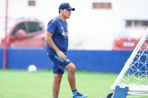 Após derrota no Ceará, resultados e desempenho entram em análise no Grêmio