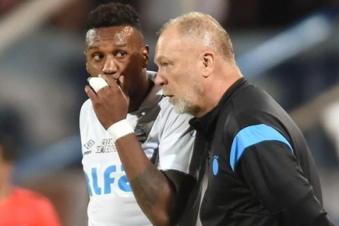 Mano vê empate do Grêmio como justo e elogia postura dos jogadores: “Melhoramos nas disputas”