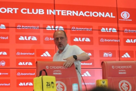 Pressão por saída de Barcellos cresce e pode se tornar insustentável em caso de queda