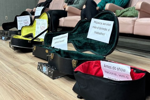 Câmara de Lajeado aprova projeto para que 50% dos artistas contratados em eventos públicos sejam locais