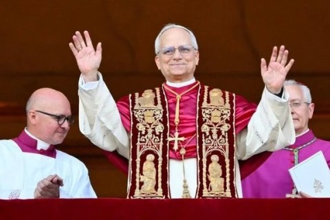 Leão XIV é anunciado como o novo Papa