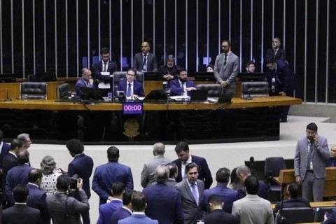 Câmara aprova projeto que flexibiliza licenciamento ambiental