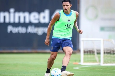 Grêmio encaminha venda de Viery para a Fiorentina em negociação milionária