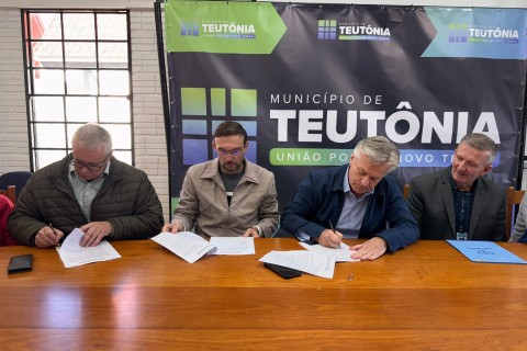 Teutônia firma contrato com Hospital Ouro Branco para mutirão de 128 cirurgias