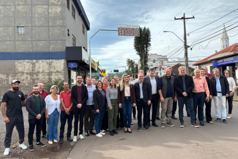 Amsol discute turismo conjunto durante reunião em Paverama