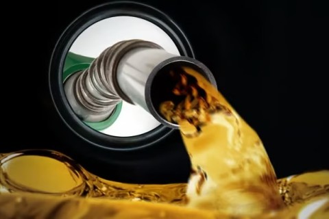 Petrobras anuncia redução de R$ 0,17 no litro do diesel nas distribuidoras