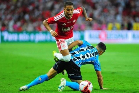 Barcellos critica arbitragem e promete reforços após vice no Gauchão