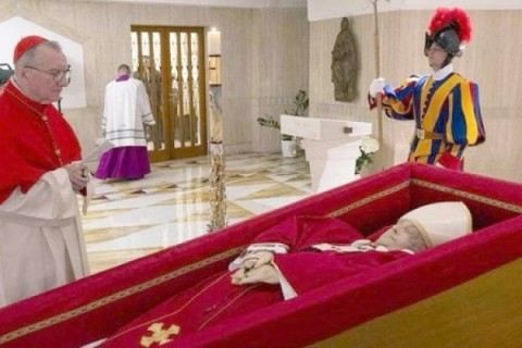 Conclave para eleger sucessor do papa começa em 7 de maio