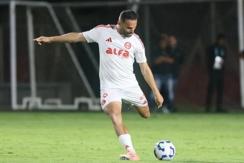 Inter inicia preparação para encarar o Ceará com desfalque importante no meio-campo