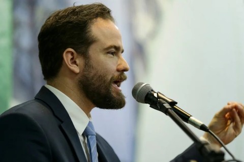Financiador do filme Dark Horse recebeu dinheiro do crime organizado, diz Durigan