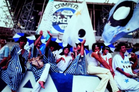 Documentário relembra história da Coligay, primeira torcida homossexual do mundo