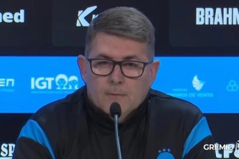 Vice de futebol do Grêmio mantém confiança em Mano Menezes: “A gente acredita no trabalho”