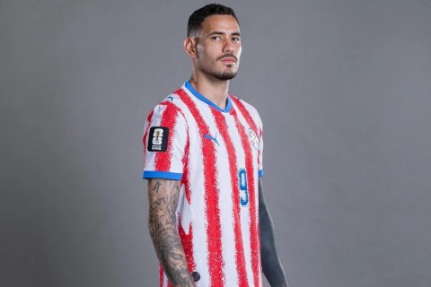 Inter fecha acordo com a Cremonese e anuncia contratação do atacante Antonio Sanabria