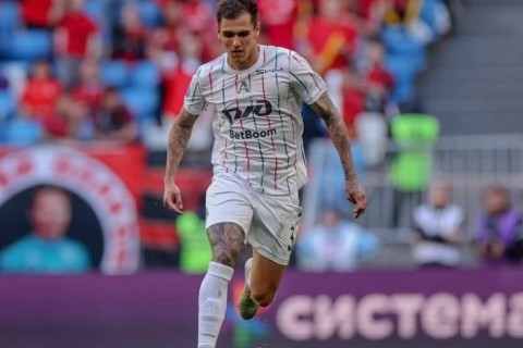 Inter monitora defensor que esteve no radar do Barcelona e vestiu a camisa da Seleção