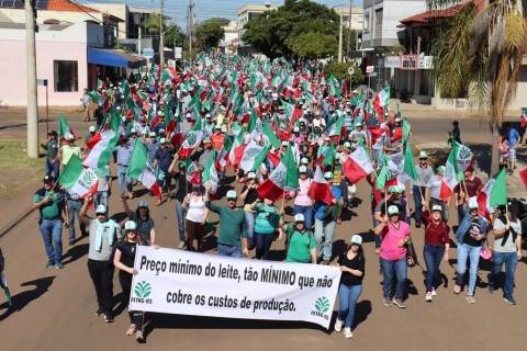Ato pede barreira à importação de leite