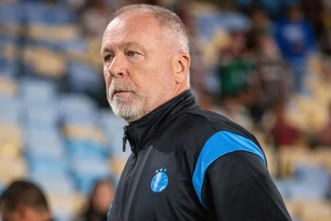 Mano trata gol sofrido como “ridículo” e pede “coragem” ao time do Grêmio