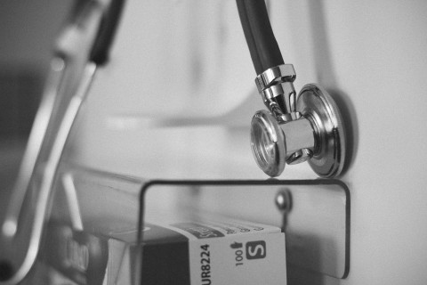 Governo federal proíbe ensino à distância em medicina, direito, enfermagem, odontologia e psicologia
