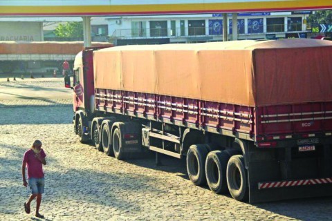 Alta do diesel pressiona frete e eleva risco de paralisação