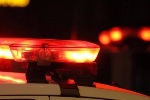 Jovem tenta agredir policial militar em evento e acaba detido com namorada