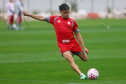 Inter pode reforçar a defesa e mudar função de Bernabei
