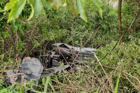 Colisão seguida de capotamento na ERS-130 deixa mulher ferida