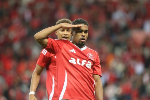 Inter empresta Gustavo Prado ao Ceará