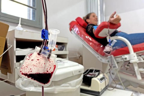 Com estoque baixo, Hemovale mobiliza doadores da região