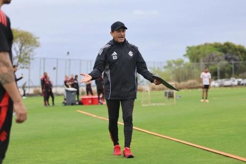 Ramón Díaz mantém mistério e avalia mudanças no Inter para enfrentar o Atlético-MG